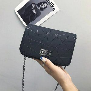Fashionable Shoulder Chain Wild Crack Printing Bag